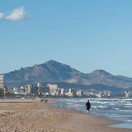 Estudio Con Fabulosas Vistas Al Mar. *
