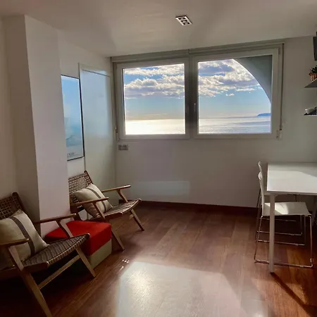 Apartament Estudio Con Fabulosas Vistas Al Mar. Alicante
